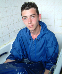 wet hiking cape blue